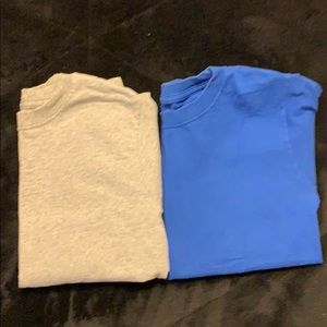 Two fruit of the loom tees kids